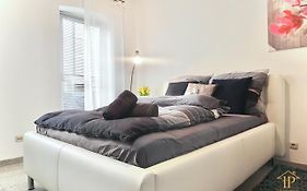 Unlimited - Schoen & Zentral Wohnen Perfekt Fuer Kurze Aufenthalte